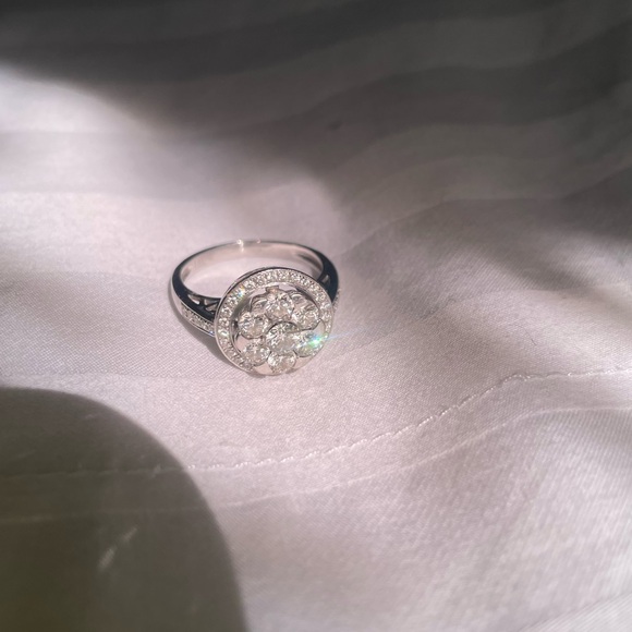 Diamond Ring - Picture 8 of 10